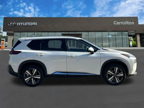 More photos of 2021 Nissan Rogue SL at Carrollton Hyundai, GA