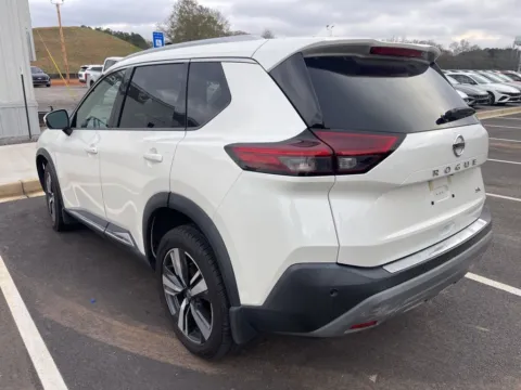 Photos of 2021 Nissan Rogue SL for sale in Carrollton, GA at Carrollton Hyundai