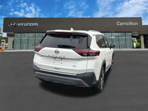 More photos of 2021 Nissan Rogue SL at Carrollton Hyundai, GA