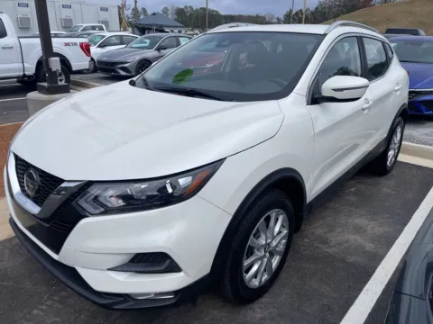 White 2021 Nissan Rogue Sport SV for sale in Carrollton, GA