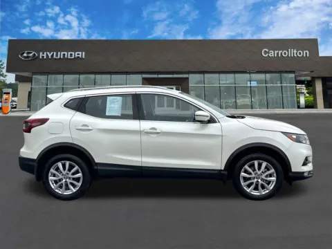 More photos of 2021 Nissan Rogue Sport SV at Carrollton Hyundai, GA