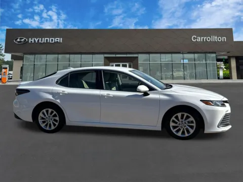 More photos of 2023 Toyota Camry LE at Carrollton Hyundai, GA