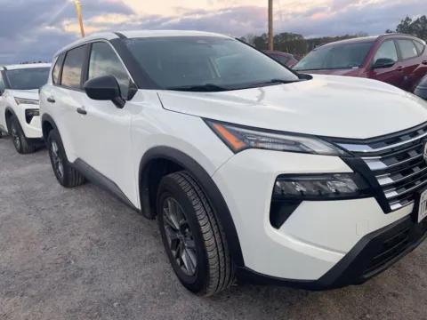 More photos of 2024 Nissan Rogue S at Carrollton Hyundai, GA