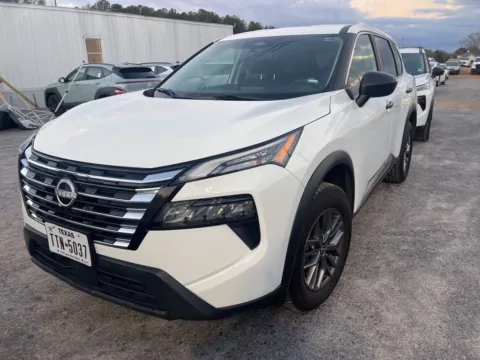 White 2024 Nissan Rogue S for sale in Carrollton, GA