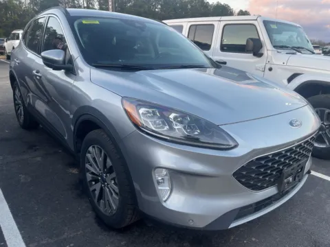 More photos of 2022 Ford Escape Titanium at Carrollton Hyundai, GA