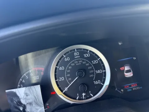 More photos of 2020 Toyota Corolla LE at Carrollton Hyundai, GA