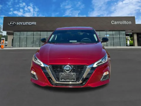 Photos of 2019 Nissan Altima 2.5 SR for sale in Carrollton, GA at Carrollton Hyundai