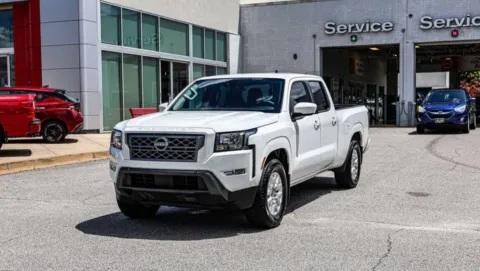 White 2024 Nissan Frontier S for sale in Carrollton, GA