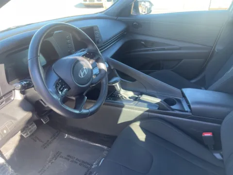 More photos of 2025 Hyundai Elantra SEL Sport at Carrollton Hyundai, GA