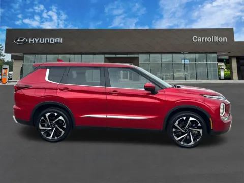 More photos of 2022 Mitsubishi Outlander SE at Carrollton Hyundai, GA