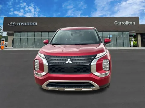 Photos of 2022 Mitsubishi Outlander SE for sale in Carrollton, GA at Carrollton Hyundai