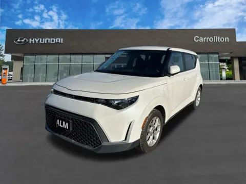 White 2023 Kia Soul LX for sale in Carrollton, GA