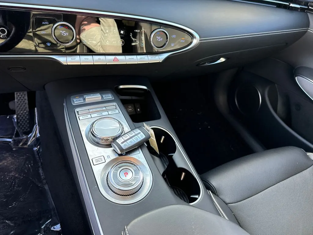 2023 GENESIS GV70 Advanced - Photo 35