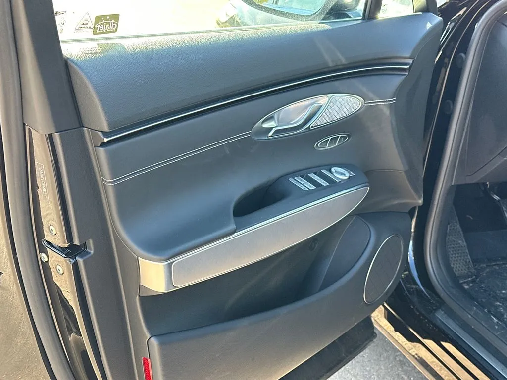 2023 GENESIS GV70 Advanced - Photo 10