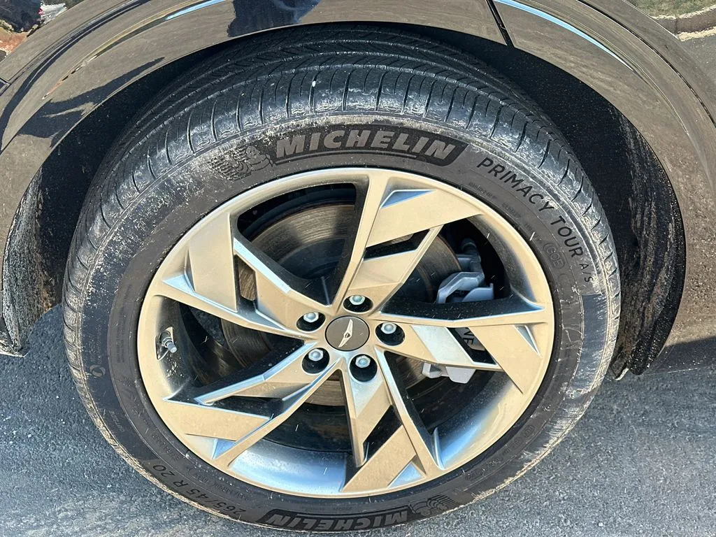 2023 GENESIS GV70 Advanced - Photo 17