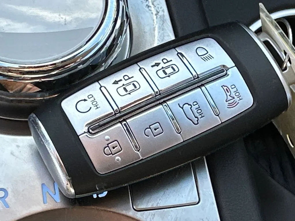 2023 GENESIS GV70 Advanced - Photo 34