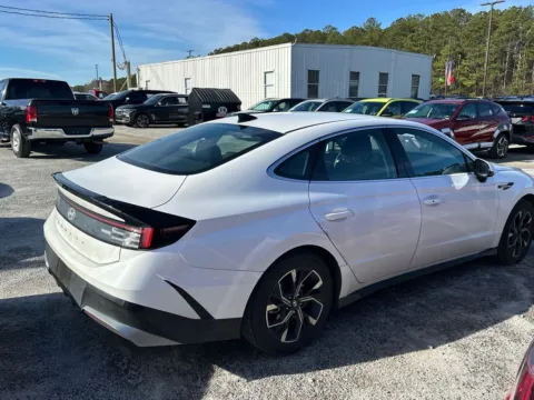 More photos of 2025 Hyundai Sonata SEL at Carrollton Hyundai, GA