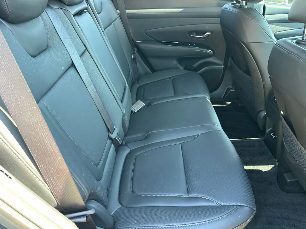 2026 Hyundai Tucson Limited - Photo 15