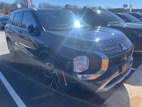 More photos of 2022 Mitsubishi Outlander SEL at Carrollton Hyundai, GA