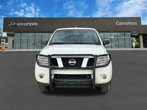 Photos of 2015 Nissan Frontier Desert Runner for sale in Carrollton, GA at Carrollton Hyundai