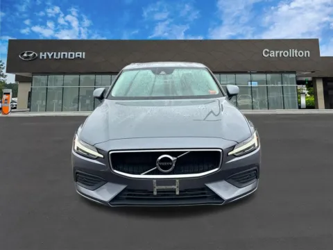 Photos of 2019 Volvo S60 T6 Momentum for sale in Carrollton, GA at Carrollton Hyundai