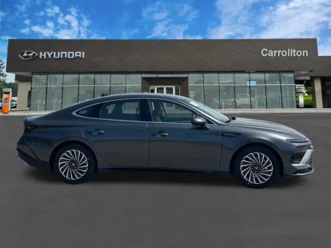 More photos of 2026 Hyundai Sonata Hybrid Limited at Carrollton Hyundai, GA