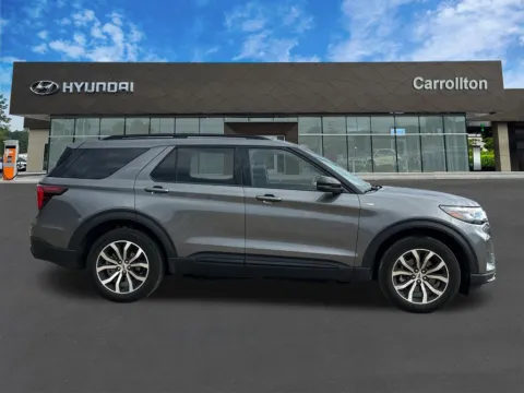 More photos of 2025 Ford Explorer ST-Line at Carrollton Hyundai, GA