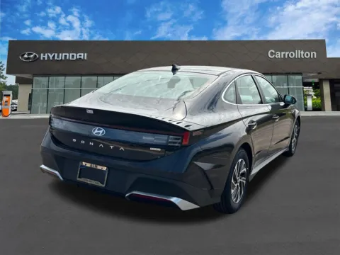 More photos of 2026 Hyundai Sonata Hybrid Blue at Carrollton Hyundai, GA