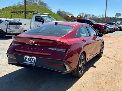 More photos of 2025 Hyundai Elantra SEL Sport at Carrollton Hyundai, GA