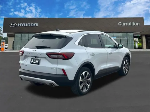 More photos of 2025 Ford Escape Platinum at Carrollton Hyundai, GA
