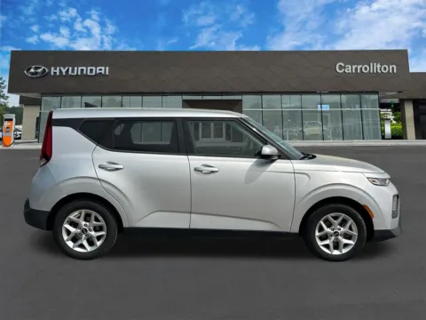 More photos of 2020 Kia Soul S at Carrollton Hyundai, GA