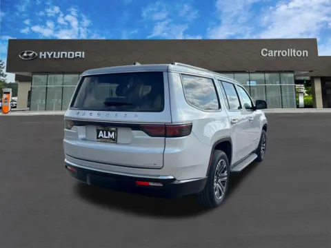 More photos of 2024 Jeep Wagoneer Series II at Carrollton Hyundai, GA