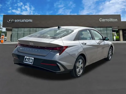 More photos of 2025 Hyundai Elantra SE at Carrollton Hyundai, GA