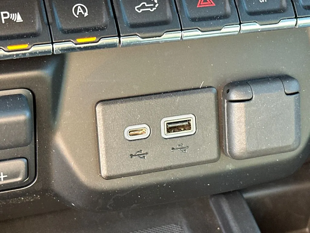 2021 Chevrolet Silverado 1500 High Country - Photo 33