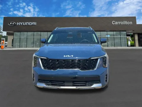 Photos of 2026 Toyota Camry SE for sale in Carrollton, GA at Carrollton Hyundai