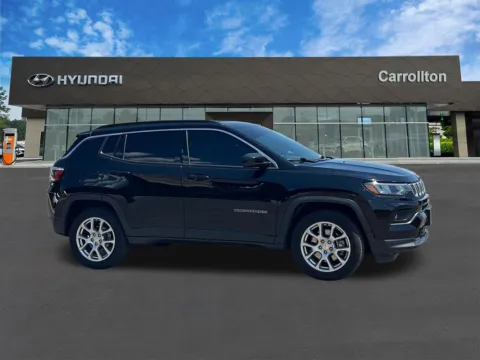 More photos of 2023 Jeep Compass Latitude Lux at Carrollton Hyundai, GA