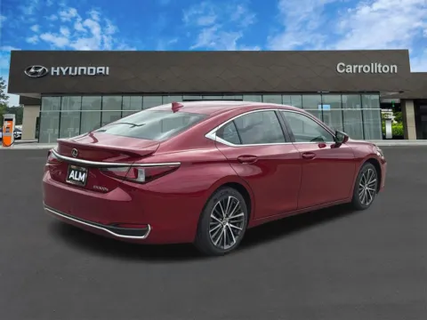 More photos of 2023 Lexus ES 300h at Carrollton Hyundai, GA