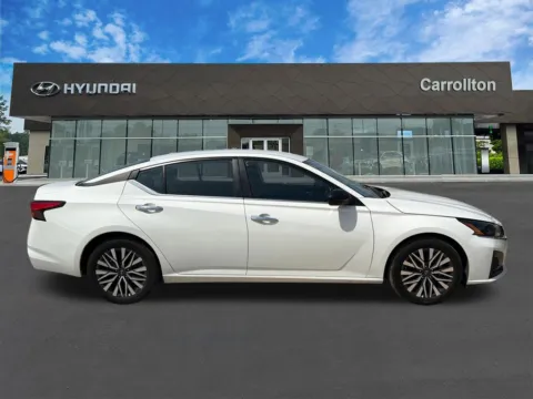 More photos of 2025 Nissan Altima 2.5 SV at Carrollton Hyundai, GA