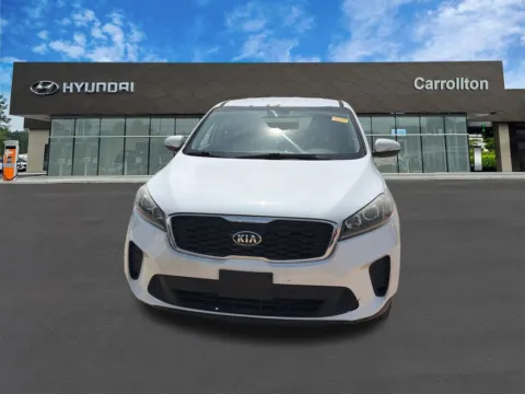 Photos of 2019 Kia Sorento LX for sale in Carrollton, GA at Carrollton Hyundai