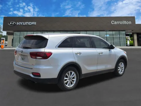 More photos of 2019 Kia Sorento L at Carrollton Hyundai, GA