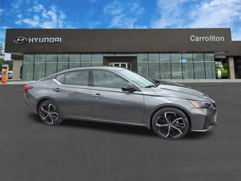 More photos of 2025 Nissan Altima 2.5 SR at Carrollton Hyundai, GA