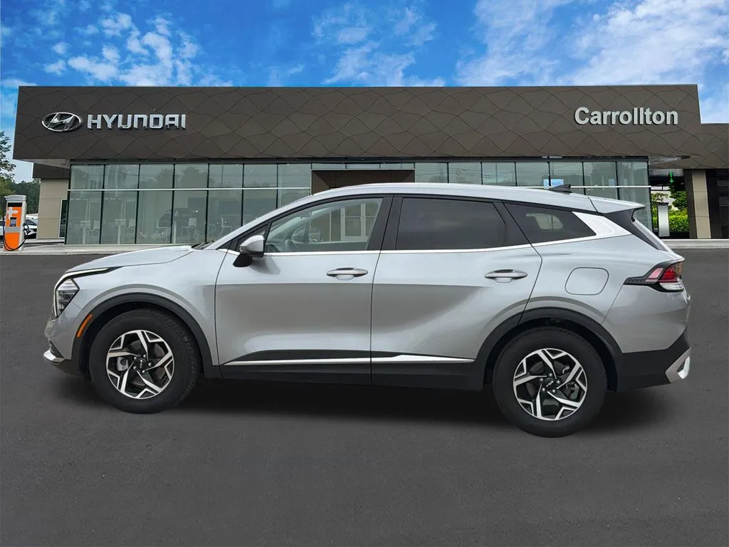 2025 Kia Sportage LX - Photo 8