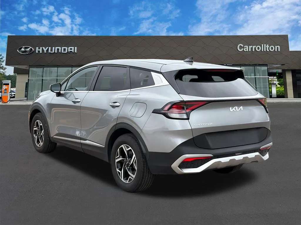 2025 Kia Sportage LX - Photo 7
