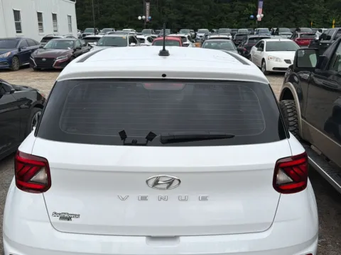 More photos of 2025 Hyundai Venue SE at Carrollton Hyundai, GA