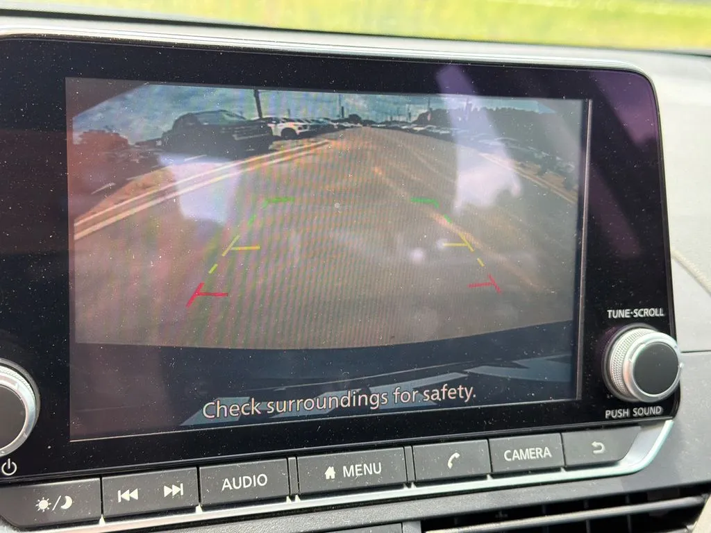 2025 Nissan Altima SV - Photo 29