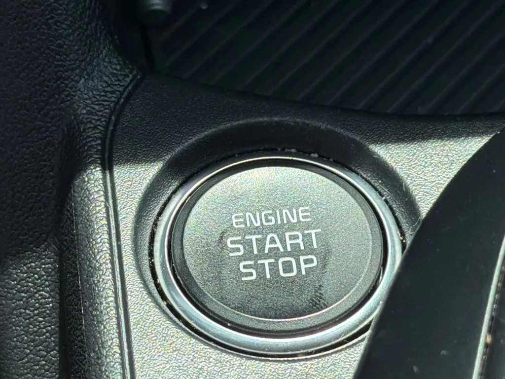 2025 Kia K4 LXS - Photo 30