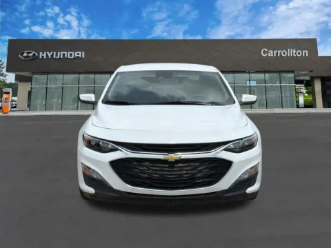 Photos of 2024 Chevrolet Malibu LT for sale in Carrollton, GA at Carrollton Hyundai