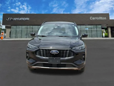 Photos of 2024 Ford Escape Platinum for sale in Carrollton, GA at Carrollton Hyundai