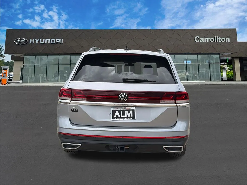 2025 Volkswagen Atlas SE w/Tech - Photo 6