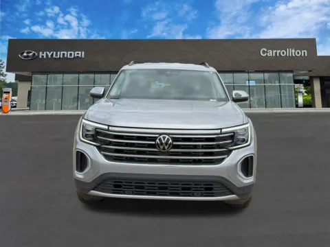 Photos of 2025 Volkswagen Atlas 2.0T SE w/Technology for sale in Carrollton, GA at Carrollton Hyundai